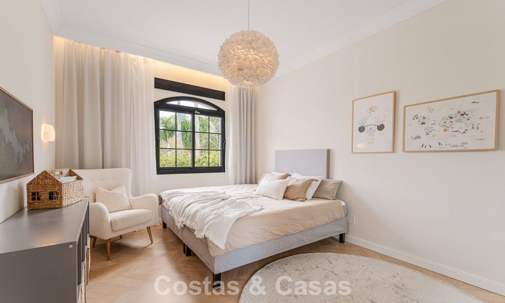 Lujosa villa mediterránea en venta cerca de todos los servicios en la Nueva Milla de Oro, cerca de San Pedro - Marbella 787063