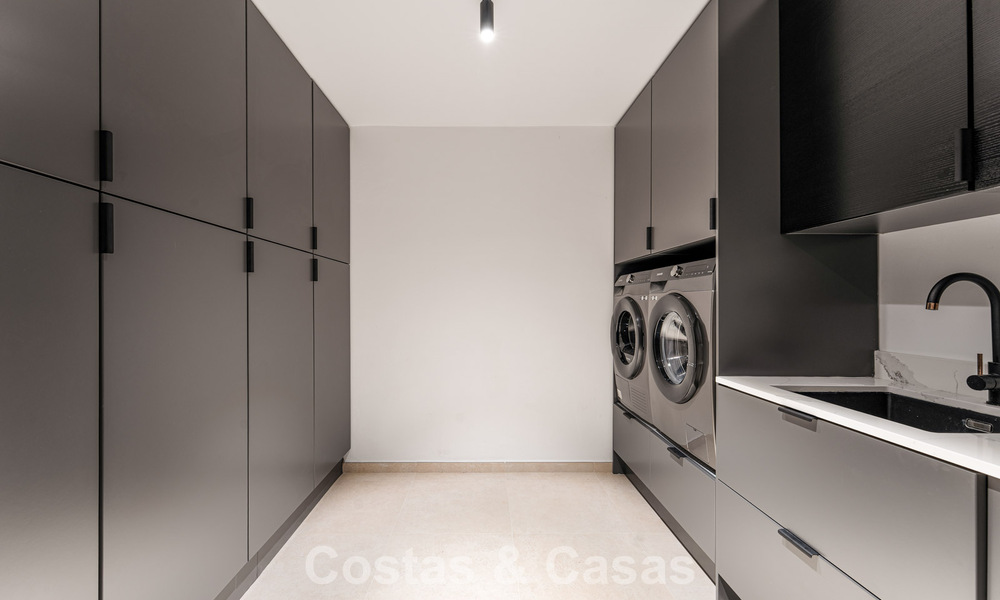 Lujosa villa mediterránea en venta cerca de todos los servicios en la Nueva Milla de Oro, cerca de San Pedro - Marbella 787066