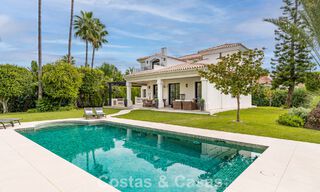 Lujosa villa mediterránea en venta cerca de todos los servicios en la Nueva Milla de Oro, cerca de San Pedro - Marbella 787068 