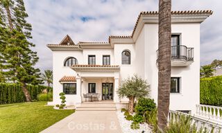 Lujosa villa mediterránea en venta cerca de todos los servicios en la Nueva Milla de Oro, cerca de San Pedro - Marbella 787069 