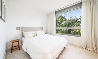 Moderno apartamento de 4 dormitorios, listo para entrar a vivir, en venta en un resort de lujo al este del centro de Marbella 787083 
