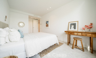 Moderno apartamento de 4 dormitorios, listo para entrar a vivir, en venta en un resort de lujo al este del centro de Marbella 787119 