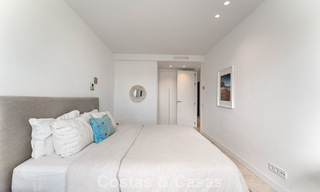 Moderno apartamento de 4 dormitorios, listo para entrar a vivir, en venta en un resort de lujo al este del centro de Marbella 797842 
