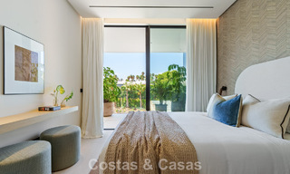 Villa de lujo de vanguardia en venta en una tranquila zona residencial de la Milla de Oro de Marbella 787218 