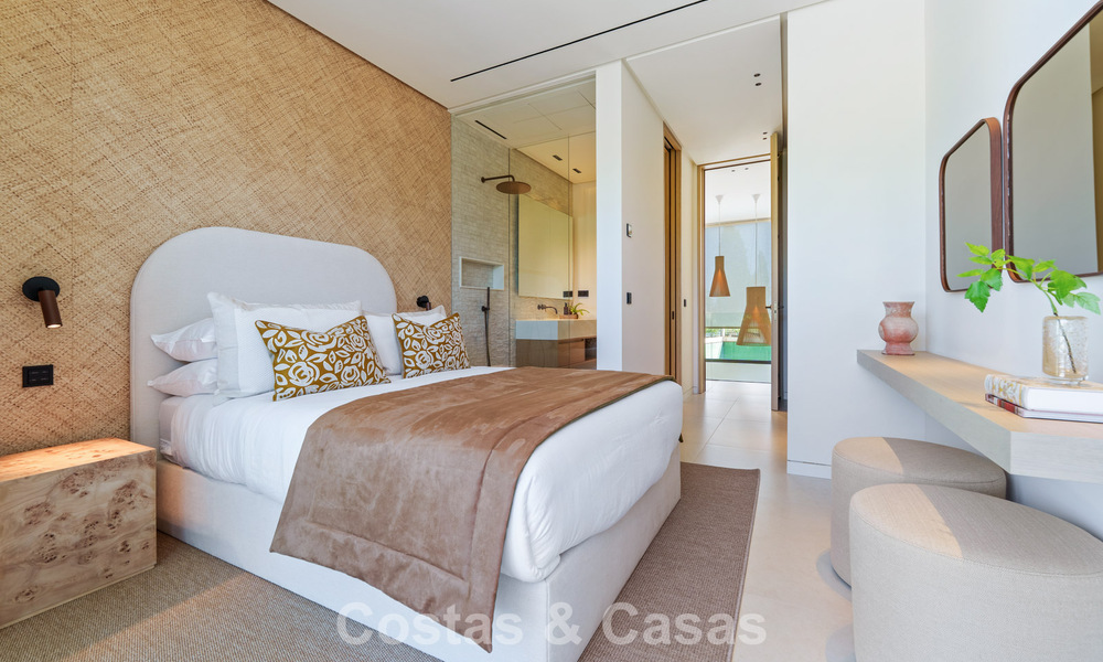 Villa de lujo de vanguardia en venta en una tranquila zona residencial de la Milla de Oro de Marbella 787223