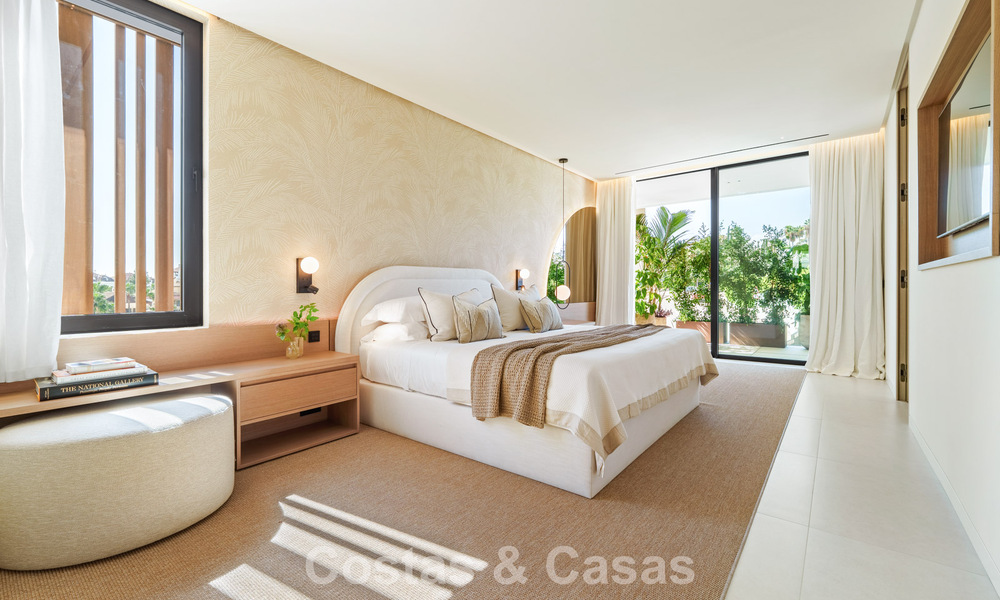 Villa de lujo de vanguardia en venta en una tranquila zona residencial de la Milla de Oro de Marbella 787224