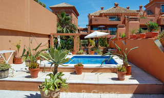 Apartamento en primera línea de golf con vistas espectaculares, en venta en Cabopino, Marbella - Costa del Sol 31612 