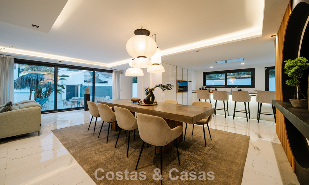 Villa modernizada en venta a un paso de los servicios y Puerto Banús, Marbella 787375