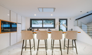 Villa modernizada en venta a un paso de los servicios y Puerto Banús, Marbella 787391 