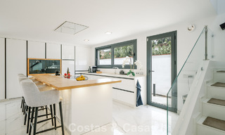 Villa modernizada en venta a un paso de los servicios y Puerto Banús, Marbella 787398 