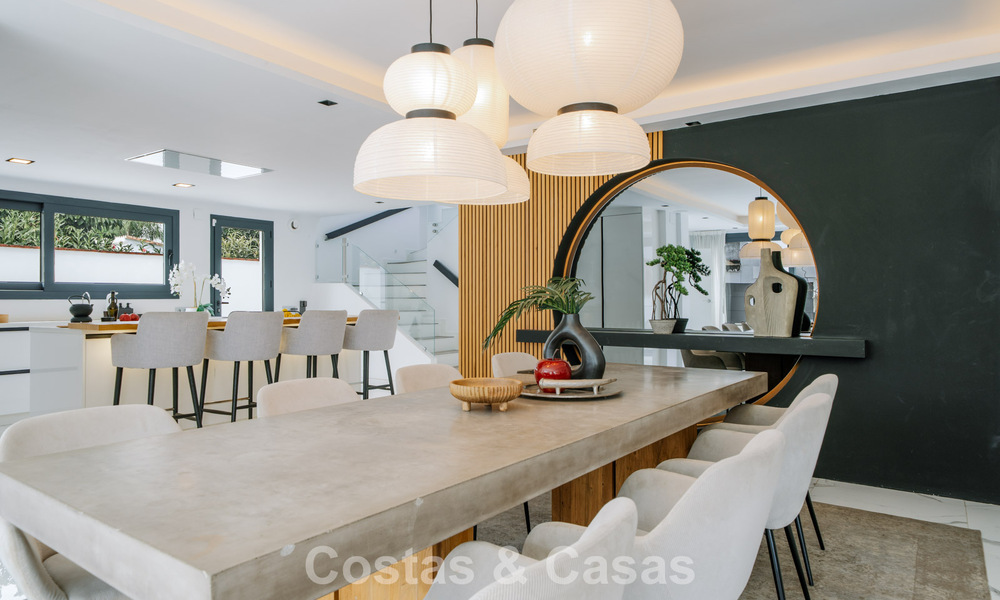 Villa modernizada en venta a un paso de los servicios y Puerto Banús, Marbella 787399