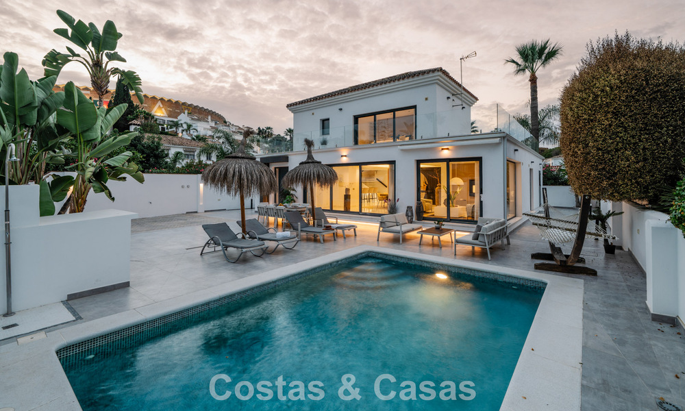 Villa modernizada en venta a un paso de los servicios y Puerto Banús, Marbella 787411