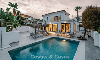 Villa modernizada en venta a un paso de los servicios y Puerto Banús, Marbella 787411 