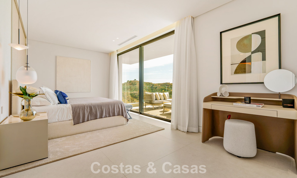 Sofisticada villa con vistas panorámicas en venta en una urbanización cerrada en La Quinta, Marbella - Benahavís 787318