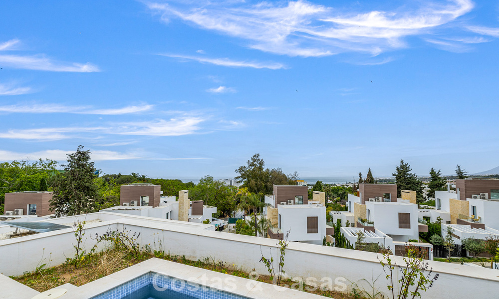 Villa contemporánea en venta a un paso de la playa y de todos los servicios en el centro de Marbella 787464