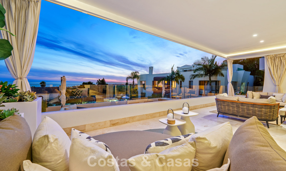 Lujoso apartamento con vistas al mar en venta en un complejo privilegiado de Sierra Blanca, en la Milla de Oro de Marbella 787550