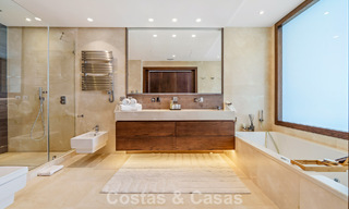 Lujoso apartamento con vistas al mar en venta en un complejo privilegiado de Sierra Blanca, en la Milla de Oro de Marbella 787562 