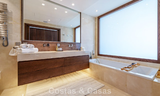 Lujoso apartamento con vistas al mar en venta en un complejo privilegiado de Sierra Blanca, en la Milla de Oro de Marbella 787564 