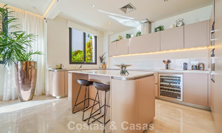 Lujoso apartamento con vistas al mar en venta en un complejo privilegiado de Sierra Blanca, en la Milla de Oro de Marbella 787585 