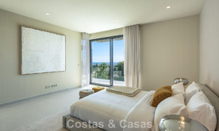 Lujosa villa de obra nueva, lista para entrar a vivir, en un prestigioso resort de golf de 5* en Marbella - Benahavís 787435 