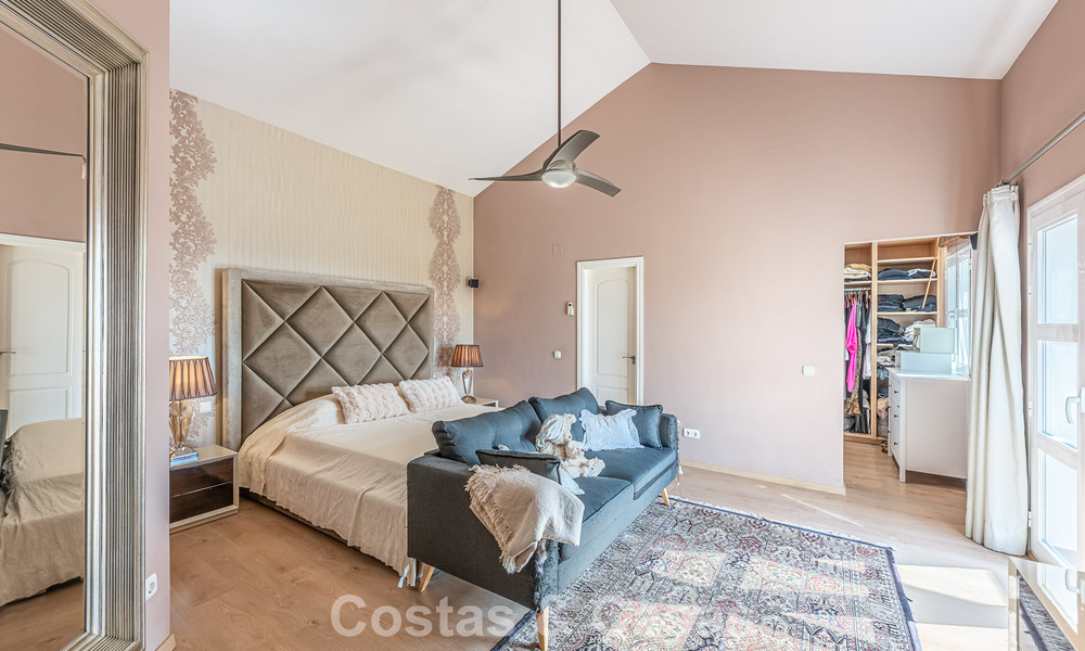 Villa de lujo mediterránea con vistas panorámicas en venta, ubicada en las verdes colinas de Marbella - Benahavís 789911