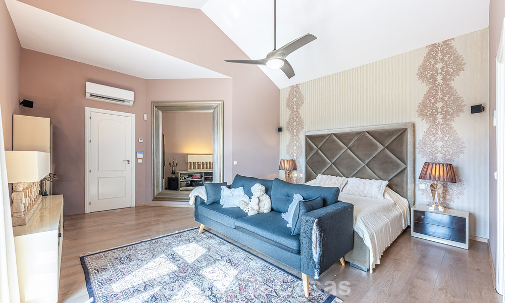 Villa de lujo mediterránea con vistas panorámicas en venta, ubicada en las verdes colinas de Marbella - Benahavís 789912