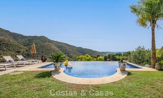 Villa de lujo mediterránea con vistas panorámicas en venta, ubicada en las verdes colinas de Marbella - Benahavís 789920 