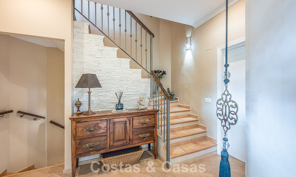 Villa de lujo mediterránea con vistas panorámicas en venta, ubicada en las verdes colinas de Marbella - Benahavís 789940