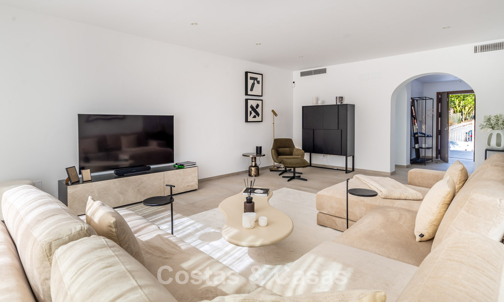 2 villas de lujo contemporáneas en venta, situadas una al lado de la otra a solo 400 m de la playa en Casares, Costa del Sol 788030