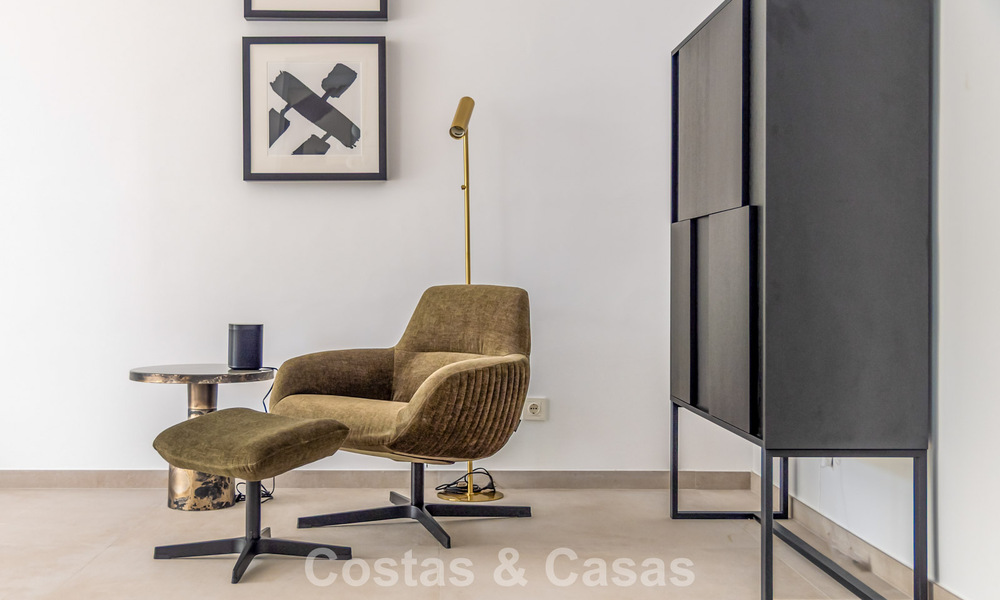 2 villas de lujo contemporáneas en venta, situadas una al lado de la otra a solo 400 m de la playa en Casares, Costa del Sol 788053