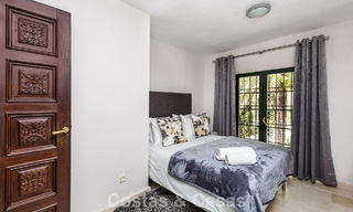 Majestuosa villa de lujo en venta, de estilo andaluz clásico, en una prestigiosa urbanización privada en Benahavís, Marbella 787986 