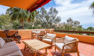 Apartamento amplio, listo para entrar a vivir con vistas al mar en venta en Benahavís - Marbella 787868 