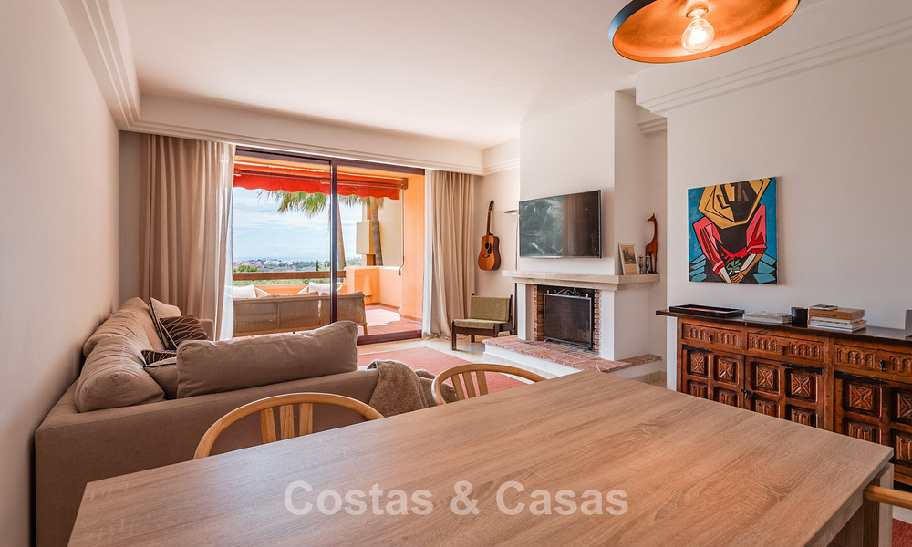 Apartamento amplio, listo para entrar a vivir con vistas al mar en venta en Benahavís - Marbella 787880