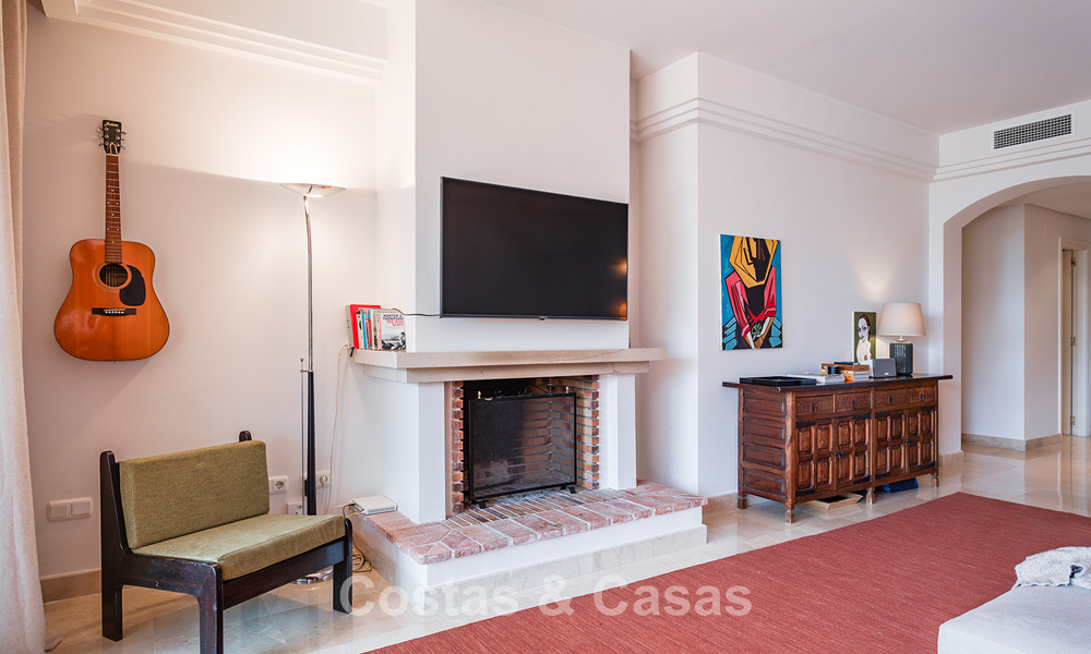 Apartamento amplio, listo para entrar a vivir con vistas al mar en venta en Benahavís - Marbella 787883