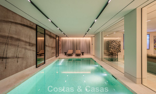 Villa de diseño de alta gama con vistas al mar en venta en la Milla de Oro de Marbella 788132 