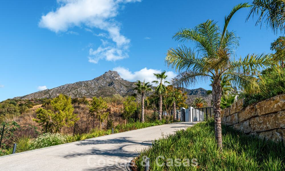 Villa de diseño de alta gama con vistas al mar en venta en la Milla de Oro de Marbella 788144