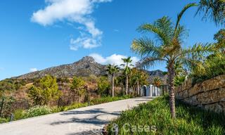 Villa de diseño de alta gama con vistas al mar en venta en la Milla de Oro de Marbella 788144 