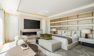 Villa de lujo modernista con vistas al mar en venta en la Milla de Oro de Marbella 788183 