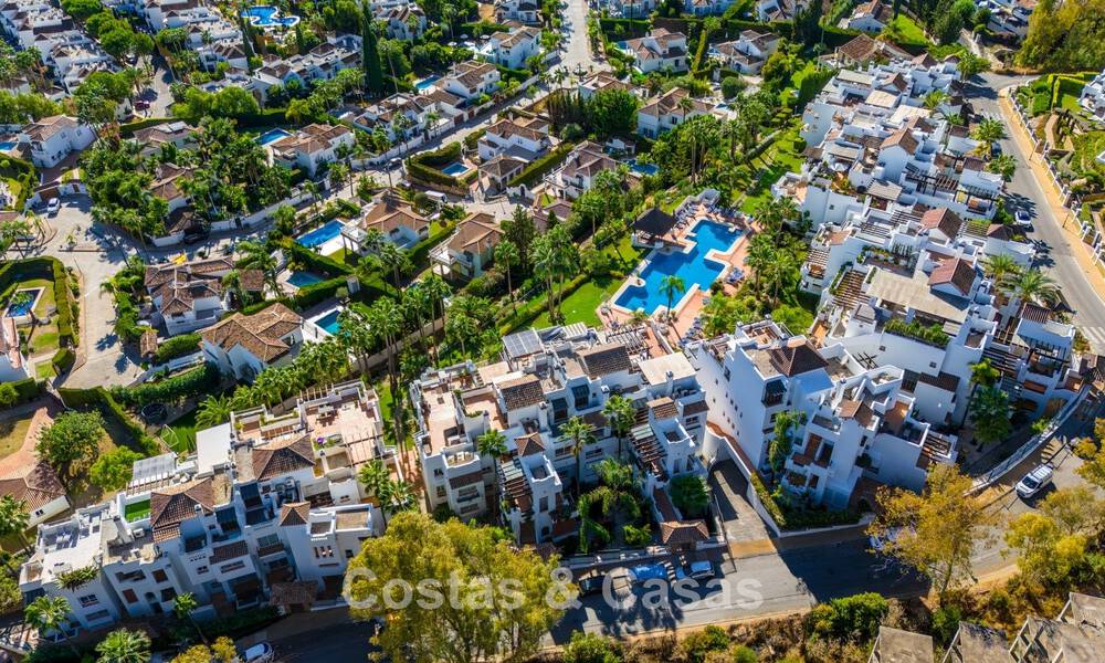 Apartamentos en venta en un complejo residencial cerrado en Nueva Andalucía, Marbella 788737