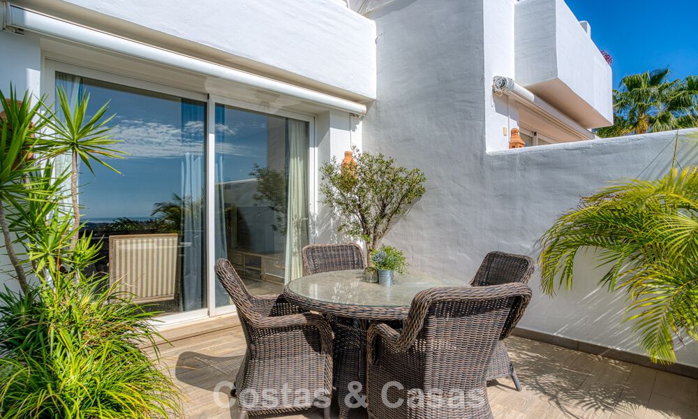 Apartamentos en venta en un complejo residencial cerrado en Nueva Andalucía, Marbella 788743