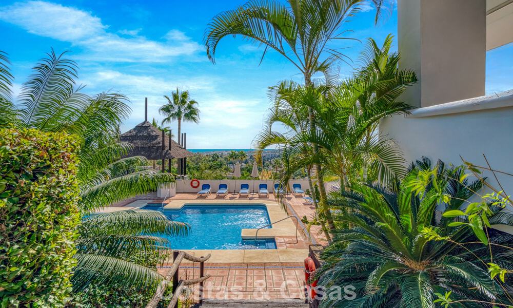 Apartamentos en venta en un complejo residencial cerrado en Nueva Andalucía, Marbella 788744