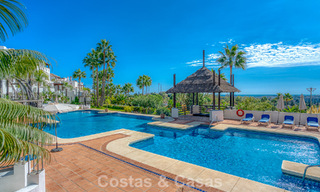 Apartamentos en venta en un complejo residencial cerrado en Nueva Andalucía, Marbella 788745 