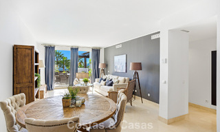 Apartamentos en venta en un complejo residencial cerrado en Nueva Andalucía, Marbella 788750 