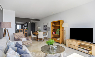 Apartamentos en venta en un complejo residencial cerrado en Nueva Andalucía, Marbella 788756 