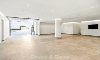 Magnífico palacio neoclásico en venta en la prestigiosa urbanización cerrada de Sierra Blanca, Marbella 788196 