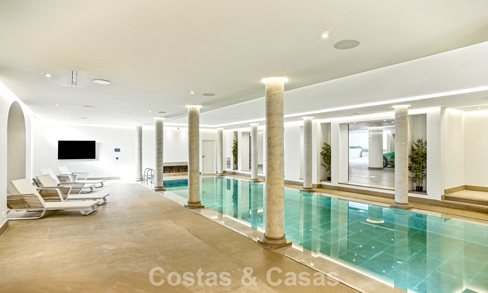 Magnífico palacio neoclásico en venta en la prestigiosa urbanización cerrada de Sierra Blanca, Marbella 788200