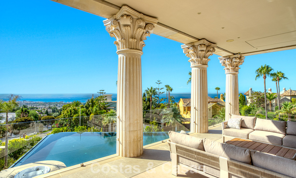 Magnífico palacio neoclásico en venta en la prestigiosa urbanización cerrada de Sierra Blanca, Marbella 788202