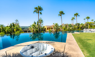 Magnífico palacio neoclásico en venta en la prestigiosa urbanización cerrada de Sierra Blanca, Marbella 788208 