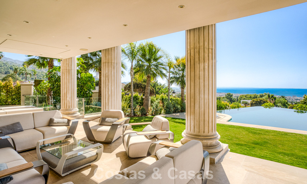 Magnífico palacio neoclásico en venta en la prestigiosa urbanización cerrada de Sierra Blanca, Marbella 788209