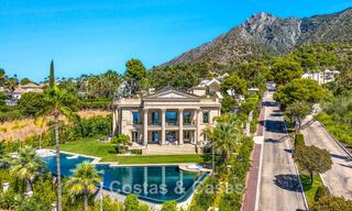 Magnífico palacio neoclásico en venta en la prestigiosa urbanización cerrada de Sierra Blanca, Marbella 788214 